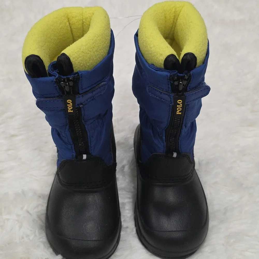 Polo by Ralph Lauren Toddler Snow Boots. Size 7 - Picture 2 of 8